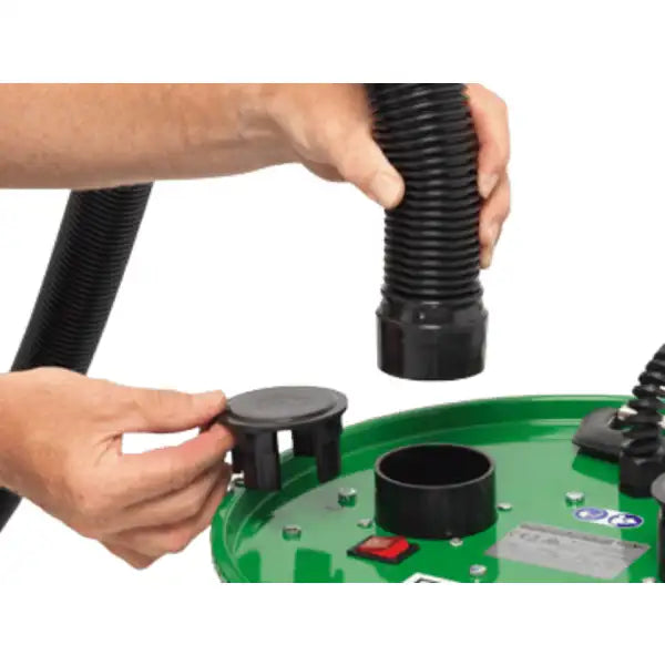 Record Power CamVac CGV386-6 Large Dust Extractor - The dust extractor has an impressive capacity of 90 litres.