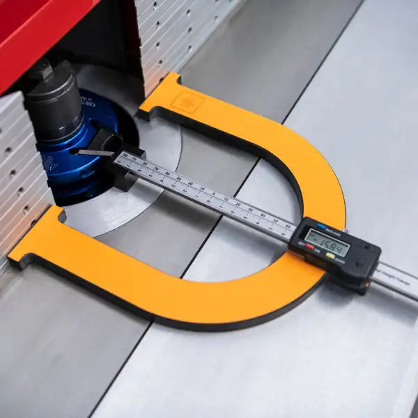 UJK Large Digital Height Gauge - Measuring Accurate depth setting for large saw blades and router cutters Durable