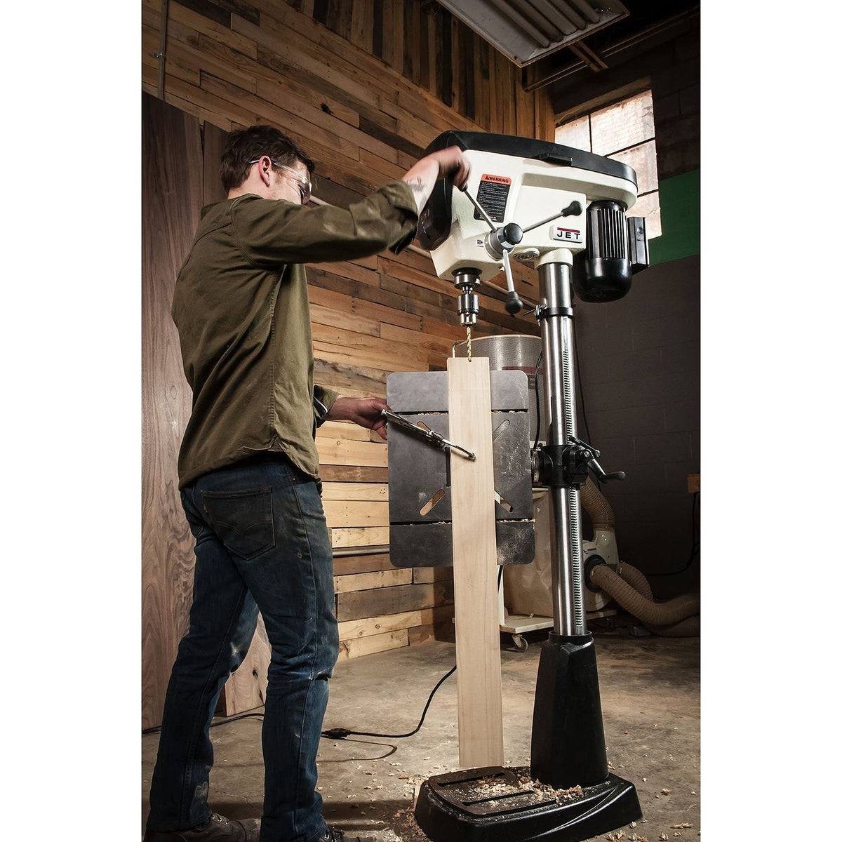 JET JDP-17-T Floor-Standing Drill Press