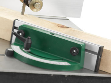 Mitre Fence Included  A solid and easy to use mitre fence is included with this machine