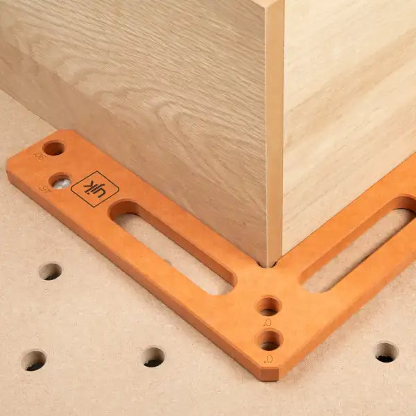 UJK Assembly Square - MFT & Parf Guide System Useful accessory for a multifunction table Serves as guide quickly
